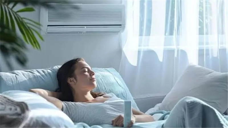 أضرار النوم مع المروحة أو التكييف.. 5 تحذيرات صحية لا تغفل عنها 