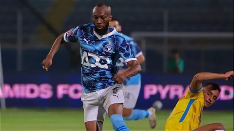 بيراميدز يشكو أمين عمر.. أخطاء تحكيمية كارثية في مباراة الإسماعيلي