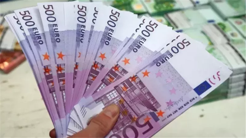 سعر اليورو مقابل الجنيه المصري اليوم الأحد 5 أبريل 2026