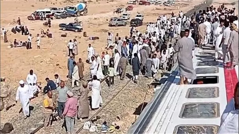 تحرك برلماني قوي لمحاسبة المسؤولين عن حادث انقلاب قطار مطروح