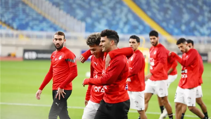الأهلي يفتح تحقيق عاجل مع زيزو وإمام عاشور.. اعرف السبب