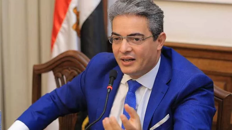  تشفير الدوري المصري حق أصيل للأندية.. تصريحات نارية من طارق سعده