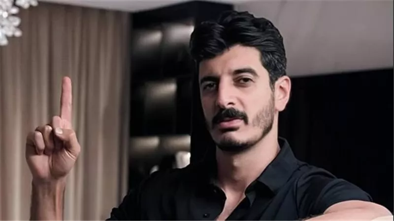 مرسيدس بـ5 ملايين وساعة بالألماس.. ثروة شاكر محظور في عامين