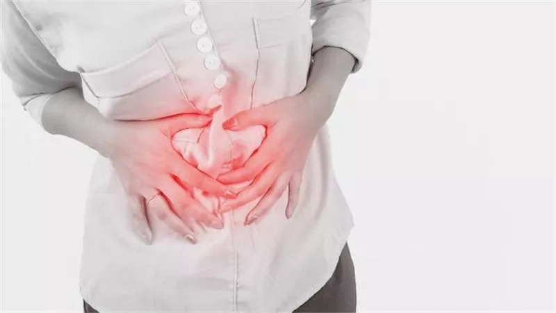 كيف تقلل من الانتفاخ بعد الأكل؟ «نصائح بسيطة لحياة صحية»