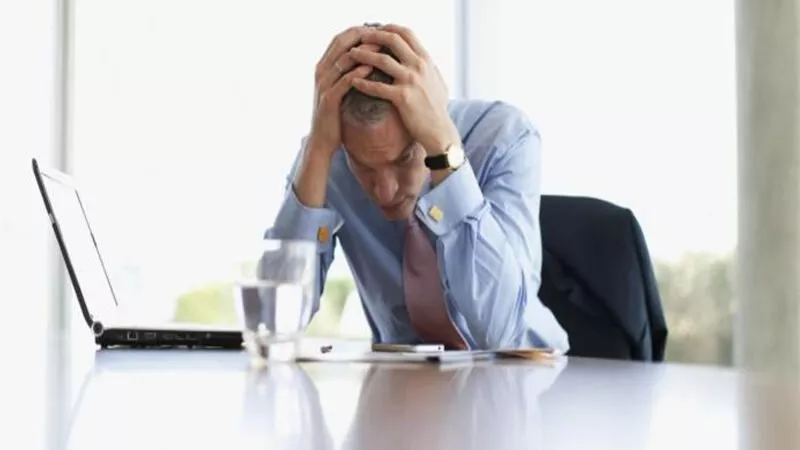 الكورتيزول هرمون التوتر الصامت.. كيف يدمر جسدك ويعجل بالشيخوخة دون إنذار 