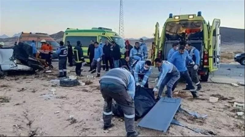 حادث انقلاب سيارة ببني سويف ينهي حياة عامل ويصيب 8