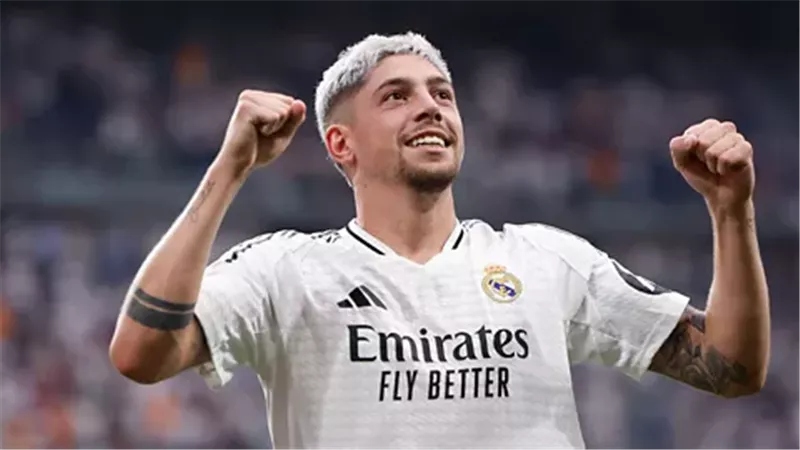 فالفيردي يكشف حقيقة رفض اللعب مع ريال مدريد