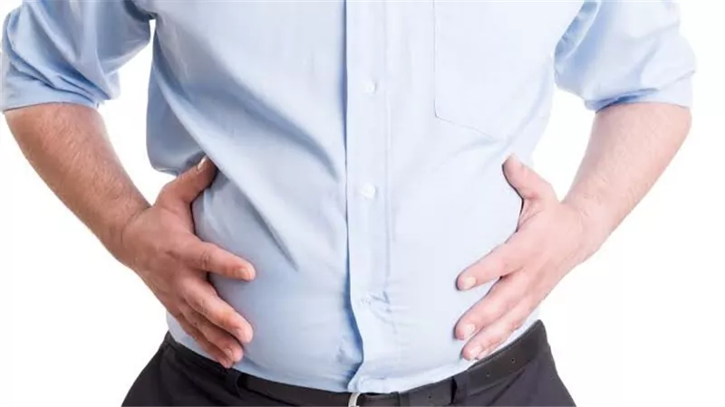أسباب شائعة للانتفاخ تهدد صحتك.. ليس سوء الهضم