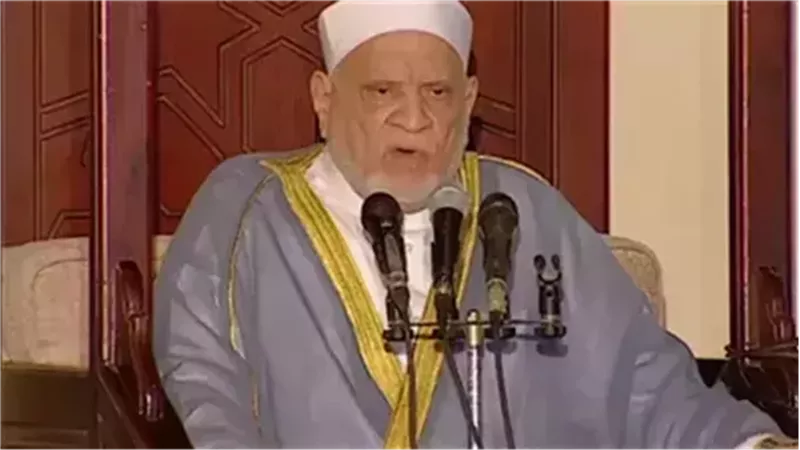 بعد وفاته.. سيرة ومسيرة العالم الجليل أحمد عمر هاشم