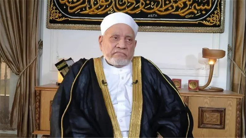 إقامة عزاء الدكتور أحمد عمر هاشم بمسجد الشرطة اليوم