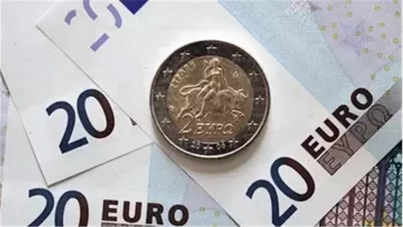 سعر اليورو اليوم الثلاثاء 22-9-2026.. العملة تقترب من 60 جنيهًا