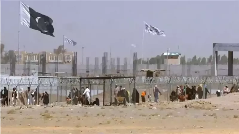 اشتباكات مسلحة بين باكستان وأفغانستان على الحدود المشتركة