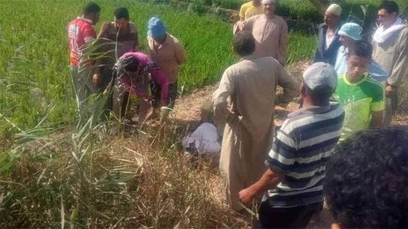 الأمن يكشف لغز مقتل طالب والعثور على جثمانه بالزراعات