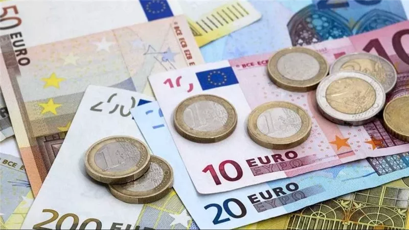 سعر اليورو مقابل الجنيه المصري اليوم الأحد 19 أبريل 2026