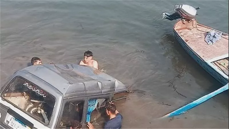 مصرع 3 أشخاص بينهم سيدتان إثر حادث انقلاب سيارة بالقليوبية