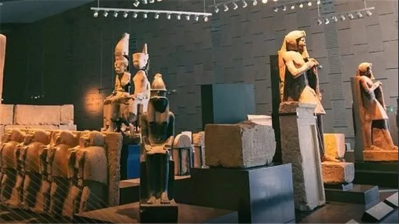 حبس 3 موظفين بالمتحف المصري بتهمة الاستيلاء على أموال التذاكر