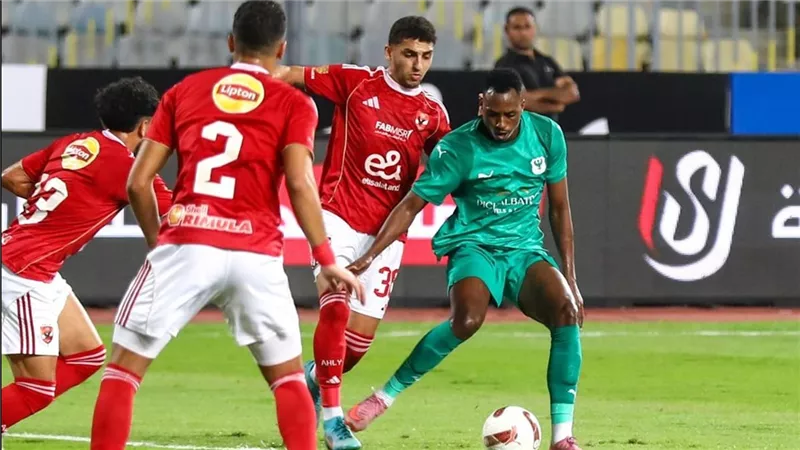 الأهلي يفرط في فوز سهل أمام المصري ويفقد الصدارة