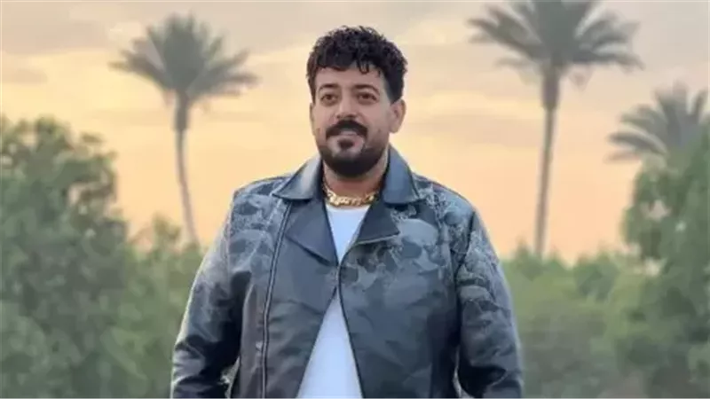 دموع مصطفى كامل في وداع إسماعيل الليثي تهز القلوب