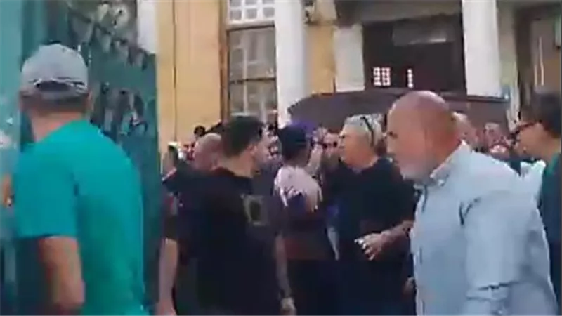 تشييع جثمان محمد صبري بحضور نجوم الزمالك والرياضة