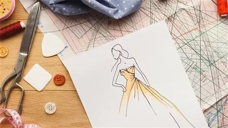 هل تحاسب مصممة الأزياء على تصميمات جريئة؟.. الإفتاء تجيب