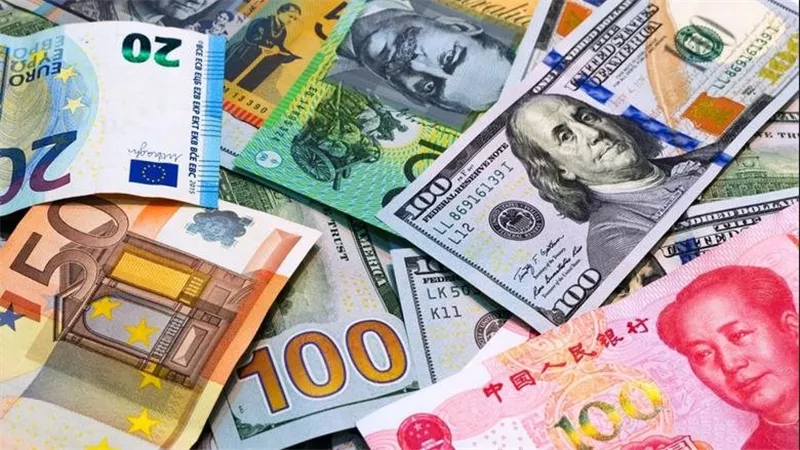 تباين أسعار العملات اليوم الخميس 19 فبراير 2026