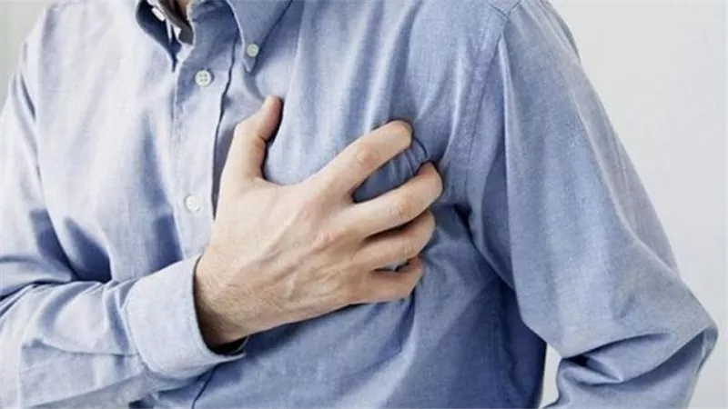أعراض انسداد الشرايين المبكر وعوامل الخطر الرئيسية