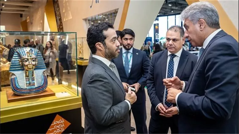 وزير السياحة يبحث سبل التعاون مع قطر خلال WTM 2025