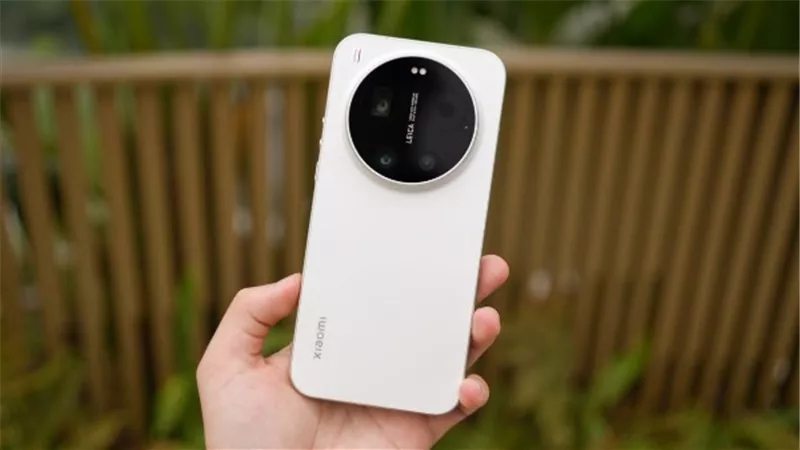 شاومي تعلن نسخة لايكا الخاصة من Xiaomi 17 Ultra