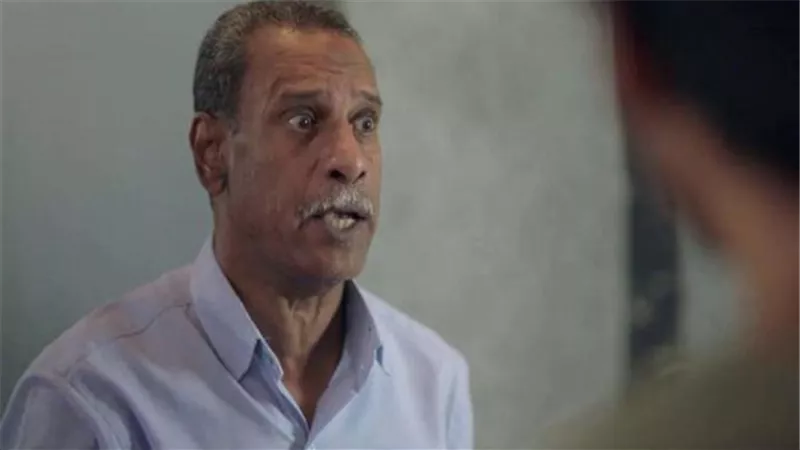 «وداعاً صاحب الوجوه الهادئة».. سبب وفاة الفنان محمود بشير؟