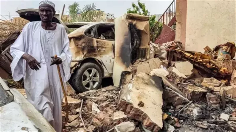 اللجنة الخماسية تطالب بوقف فوري للتصعيد العسكري في السودان