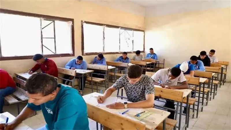 وزارة التعليم تكشف جدول امتحانات الدبلومات الفنية 2026