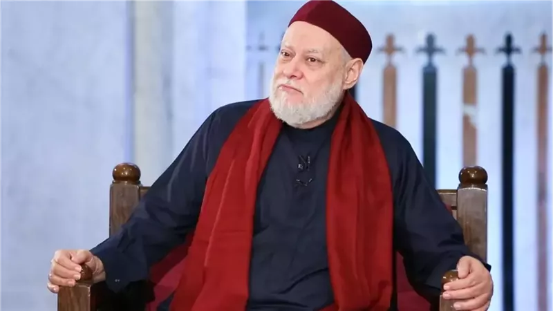 علي جمعة يوضح حكم زكاة الفطر وموعد إخراجها