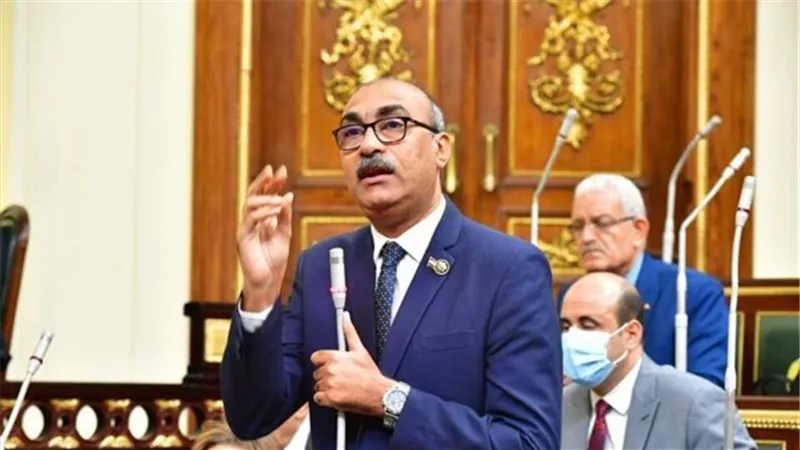 نائب يهاجم رفع أسعار الوقود.. الحكومة لا تعرف سوى جيب المواطن