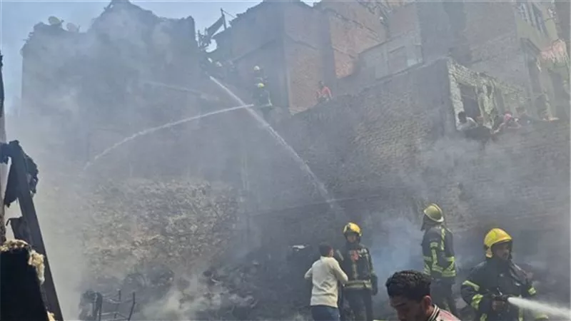محافظ القاهرة يقرر تشكيل لجنة هندسية لمعاينة حريق منشأة ناصر