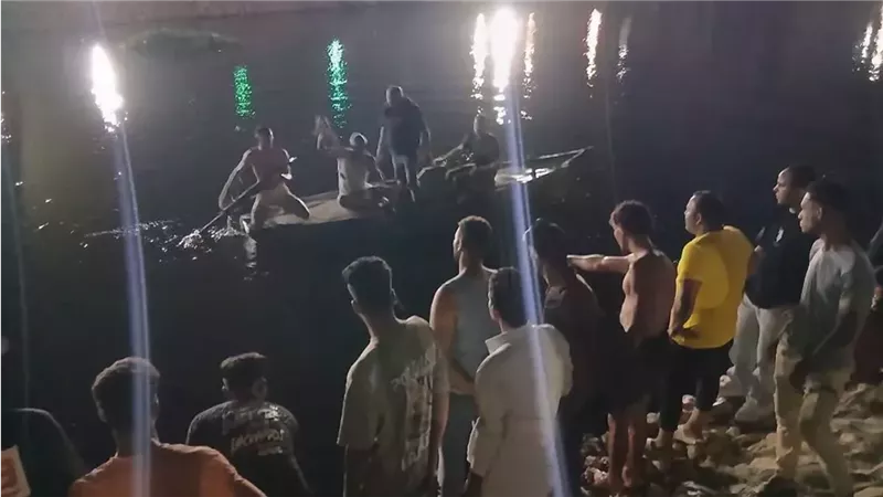 جهود مكثفة لإنقاذ ضحايا حادث سقوط مركبة في ترعة المريوطية
