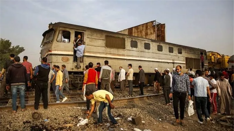 حادث قطار في سوهاج يسفر عن مصرع مسن عند مزلقان المراغة