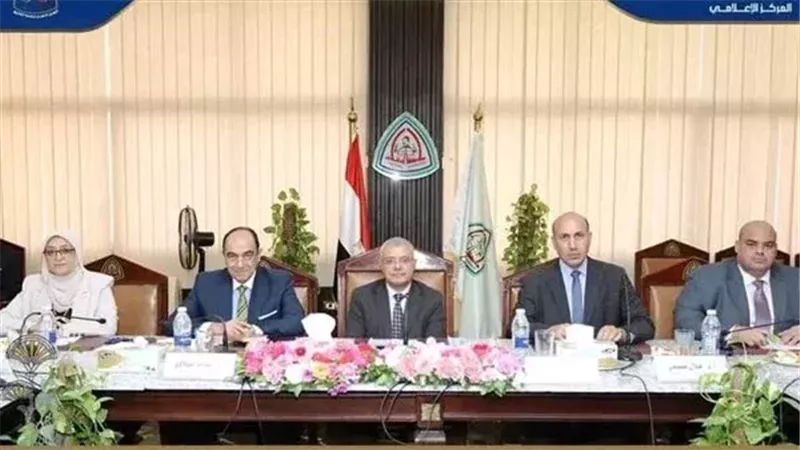 بشرى للعاملين.. جامعة الزقازيق تقرر صرف حافز إثابة 3000 جنيه