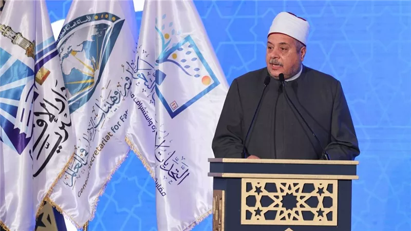 الكاتب الصحفي سعيد شاهين 